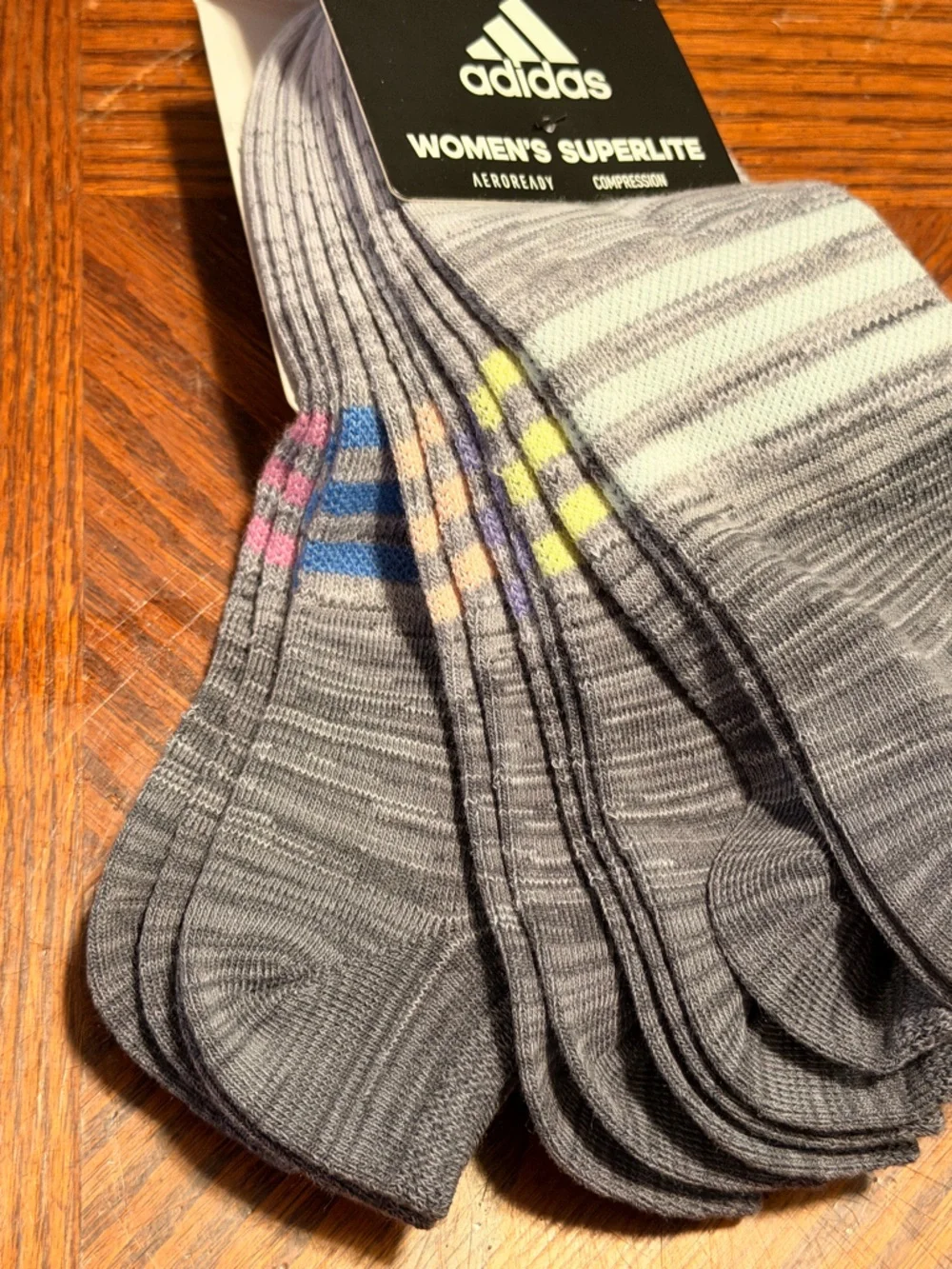 adidas Women’s Gray Gradient Ankle Socks - 6 Pair - Picture 2 of 4